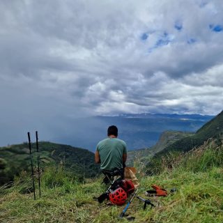 Lost Cities Revealed with Albert Lin...Peru
Nat Geo
Some BTS pics from the Peru episode.
1. A rare sight, Albert resting.
2&3. Albert climbing the waterfall, me filming from the side
4. Lunch break in the mountain not far from the sarcophagi
5. Sunrise timelapse
6. On route to the rafting location...the music on the radio was perhaps a little bit 'Final Destination' looking back on it now!
7. Rafting
#natgeo #filming #tv #crew #lostcitiesrevealedwithalbertlin #bts #peru #camera